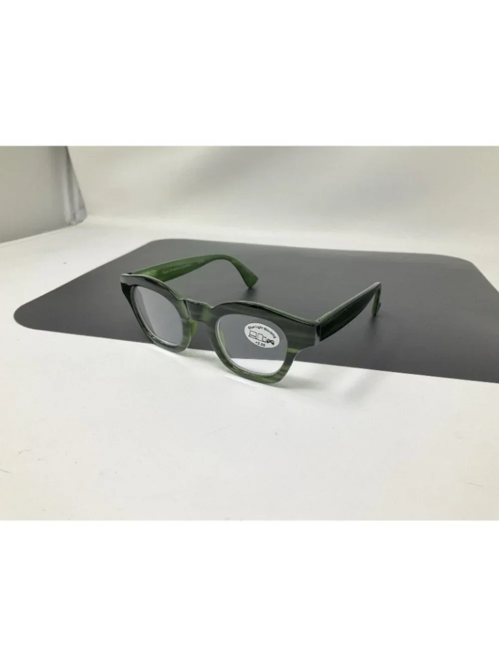 Ryan Simkhai Eyeshop R-7026 C3 Readers +2.50  Reading Glasses Blue Light Filter